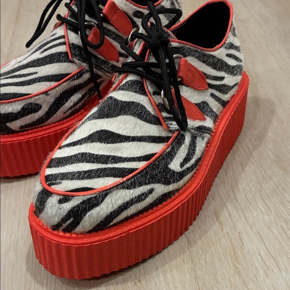 Demonia Zebra Print Creepers with Hot Pink Soles - Picture 5 of 6